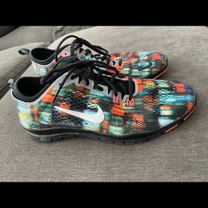 Nike Women’s Free Tennis Shoes